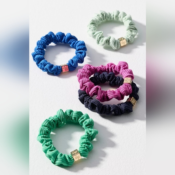 Anthropologie Daily Practice Ribbed Hair Ties Set Of 5 NWT - Picture 1 of 3